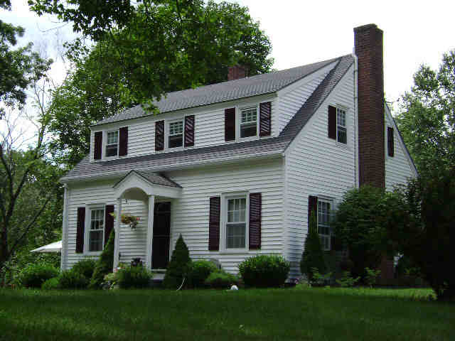 Building photograph for 102 MAGNOLIA HILL RD